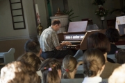 IMG_0036v.jpg - SZÍNES ORGONAAVATÓ KONCERT SZENDEHELYEN