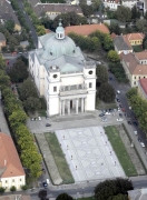vaci_dom (1).JPG - A SZÉKESEGYHÁZ MISERENDJE NAGYBOLDOGASSZONY NAPJÁN