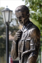 BOLDOG SÁNDOR ISTVÁN