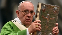 pope-francis-vatican.jpg - MEGKEZDŐDÖTT A RENDKÍVÜLI PÜSPÖKI SZINÓDUS