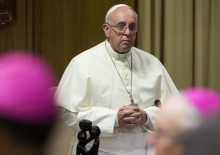 pope.jpg - SZINÓDUS: A HIT SZEMÉVEL ÉS ISTEN SZÍVÉVEL