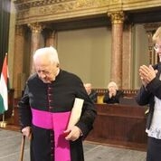 letöltés (3).jpg - MAGYAR ÖRÖKSÉG DÍJAT KAPOTT PÁLOS FRIGYES ATYA