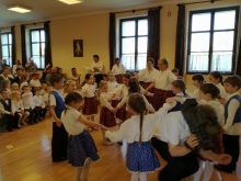 31117764_1198944896808650_3449359944191574016_n.jpg - A VÁC-DEÁKVÁRI SZENT CSALÁD KATOLIKUS ÓVODA ÚJ ÉPÜLETRÉSZÉNEK MEGÁLDÁSA