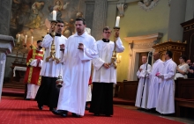 DSC_6422.JPG - PÜNKÖSDI SZENTMISE ÉS BÉRMÁLÁS A VÁCI SZÉKESEGYHÁZBAN - VIDEÓVAL