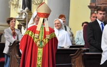 DSC_6632.JPG - PÜNKÖSDI SZENTMISE ÉS BÉRMÁLÁS A VÁCI SZÉKESEGYHÁZBAN - VIDEÓVAL