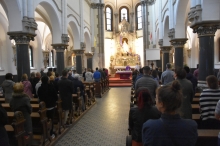 DSC_8135.JPG - ANGOL NYELVŰ SZENTMISE A PESTI JEZSUITÁKNÁL
