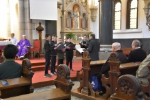 DSC_8138.JPG - ANGOL NYELVŰ SZENTMISE A PESTI JEZSUITÁKNÁL