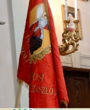 henteszászló.JPG - HENTESEK MISÉJE A FEHÉREK TEMPLOMÁBAN