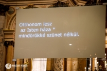 img1 (2).jpg - AZ IGAZSÁG MUNKATÁRSA VOLT – GYÁSZMISÉT MUTATTAK BE A PÜSPÖKI KONFERENCIA TAGJAI XVI. BENEDEKÉRT