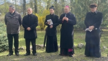 IMG_1083-2-768x433.jpg - ,,EGYMÁS KERESZTJÉT HORDOZZUK, LÉLEKBEN MINDVÉGIG TÁRSAK VAGYUNK!” - ÖKUMENIKUS KERESZTÚT VOLT VÁCON