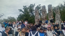 Kéz-kilátó - SZEPTEMBER A ZARÁNDOKLATOK HÓNAPJA VOLT HATVANBAN