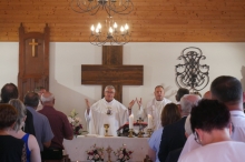 Szalmatercs szentmise.jpg - EREKLYE ÉRKEZETT A SZALMATERCSI SZENT IMRE TEMPLOMBA