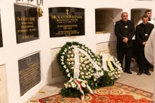 Kép10.jpg - AKADÁLYOKAT HÁRÍTOTT EL AZ ISTEN FELÉ VEZETŐ ÚTON – ÖRÖK NYUGALOMRA HELYEZTÉK KATONA ISTVÁN PÜSPÖKÖT